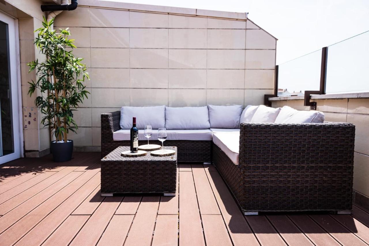 Lujoso Atico Entre 2 Playas Con Garaje, Terraza, Vistas Y Wifi Apartment Gijon Exterior photo