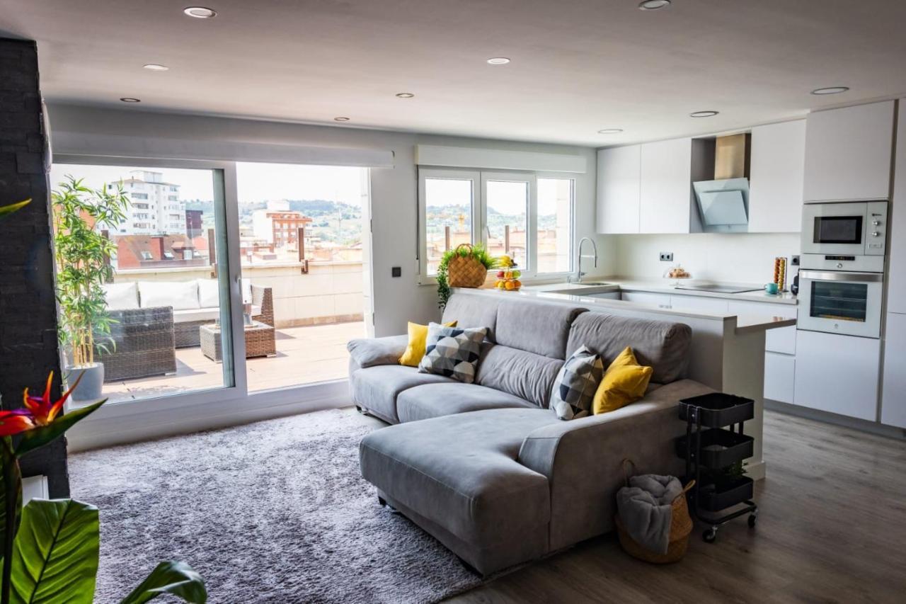 Lujoso Atico Entre 2 Playas Con Garaje, Terraza, Vistas Y Wifi Apartment Gijon Exterior photo